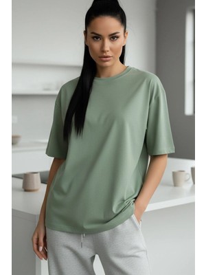 Teenage Millionaire Kadın Açık Yeşil Basic Düz Baskısız Oversize Salas Boyfriend T-Shirt