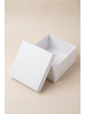 Tr Beyaz Mat Hediye Kutusu, Premium Hediye Kutusu 26X26X13 cm Karton Kutu
