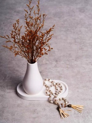 Ceylan Adam Minimalist Dekoratif Vazo ve Oval Tepsi Seti Beyaz