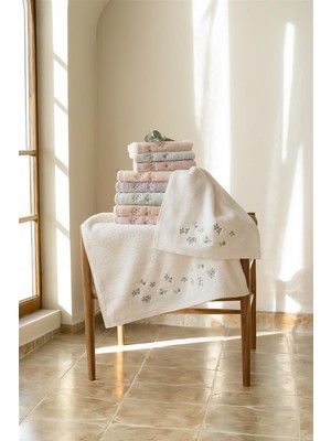 Maribor (6'lı Set) Premium 3D Nakışlı Bamboo Özel Kutulu 50X90CM. Çeyizlik El Yüz Havlu Seti (%70 Bambu, %30 Pamuk)