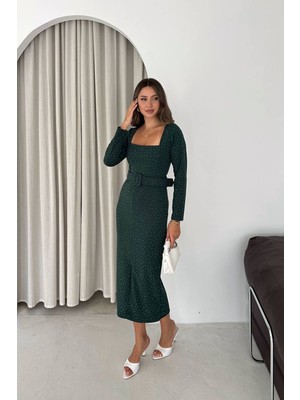 Dip Moda Kadın Yeşil Kare Yaka Taş Detaylı Kemerli Ön Yırtmaçlı Kalem Elbise DPK5004