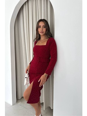 Dip Moda Kadın Kırmızı Kare Yaka Taş Detaylı Kemerli Ön Yırtmaçlı Kalem Elbise DPK5004