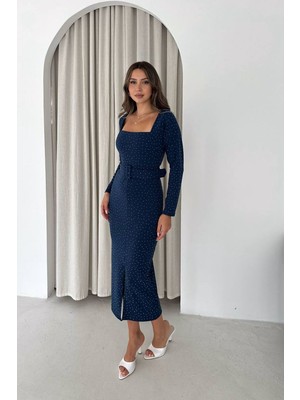 Dip Moda Kadın Lacivert Kare Yaka Taş Detaylı Kemerli Ön Yırtmaçlı Kalem Elbise DPK5004