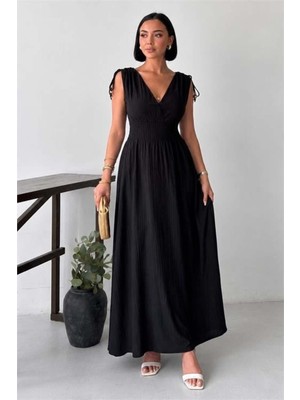 Dip Moda Kadın Siyah Bel Lastikli Kruvaze Yaka Omuz Bağlama Detaylı Tam Boy Elbise DPG133