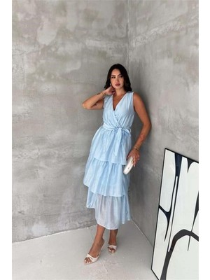 Dip Moda Kadın Bebe Mavi Kruvaze Yaka Kat Kat Kuşaklı Midi Boy Elbise DPK4674