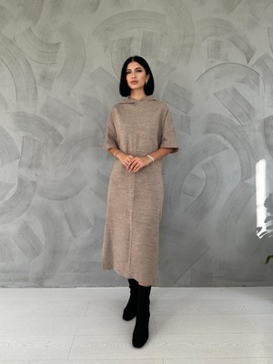 Maxi Modena Bej Akrilik Kapüşonlu Elbise