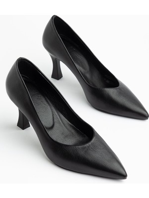 Kadın Siyah Cilt Hakiki Deri Sivri Topuklu Stiletto