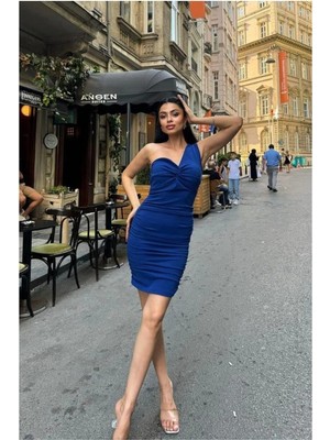 Twin Store Straplez Elbise Abiye Büzgülü Balık Kesim · Renk: Saks · Beden: M Bzstwın