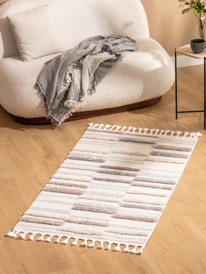 Lc Waikiki Yeni Sezon Desenli Püsküllü Halı 80X150 cm