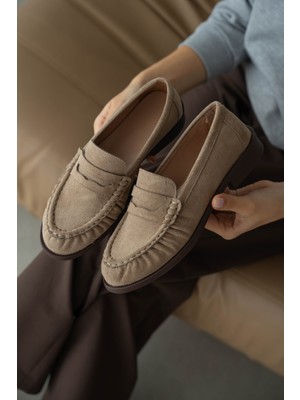 Selin Shoes Lurein Büzgülü Hafif Kalın Topuk Kadın Loafer- Vizon Süet