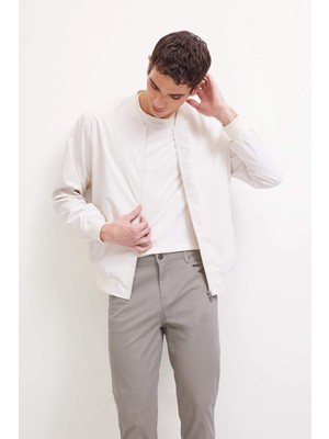 Defacto D7319 Ekru Slim Fit Bomber Mont Ceket Dar Kesim Kolej Yaka Fermuarlı Çift Cepli Mevsimlik Hafif