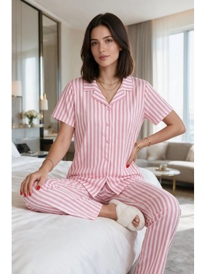 Lissa Butik Premium Kalite Kadın Pijama Takımı - Pembe Beyaz Çizgili Kısa Kollu Düğmeli Milan Kumaş Moda