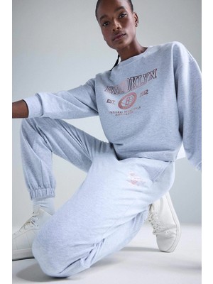 Defacto E8863AXGR421 Gri Defactofit Nba Brooklyn Nets Bisiklet Yaka Sporcu Sweatshirt