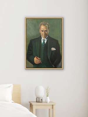 Simurg Sanatevi Yeşil Fonda Atatürk Yağlı Boya Tablosu - Tuval Üzerine El Yapımı - 50 x 70 cm
