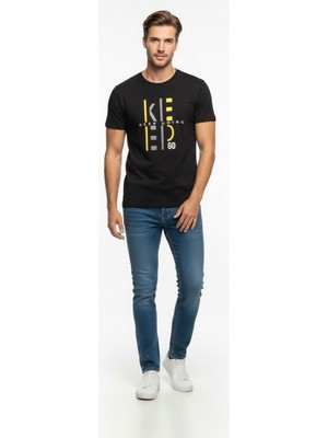 Modanı Seç Keep Going Urban Baskılı Erkek Tişört – Sportif Günlük Stil