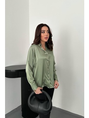Modanı Seç Mint Saten Gömlek