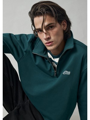 Mavi 0S10613-90366 Mavi Patch Nakışlı Yarı Fermuarlı Yeşil Sweatshirt