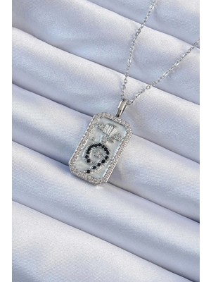 Uravas Store Minimal Papatya Figürlü Zirkon Taşlı Kolye 45 cm