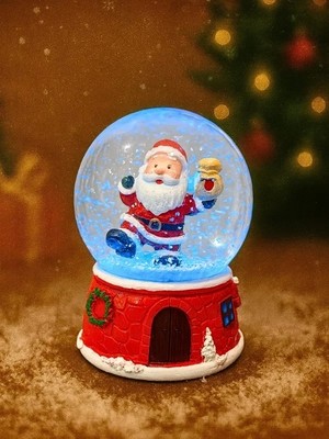 Uravas Store Uraselect 2026 Yılbaşı Temalı 9 cm Orta Boy Kar Küresi - 2026 Yeni Yıl LED Işıklı Noel Baba Süsü 47