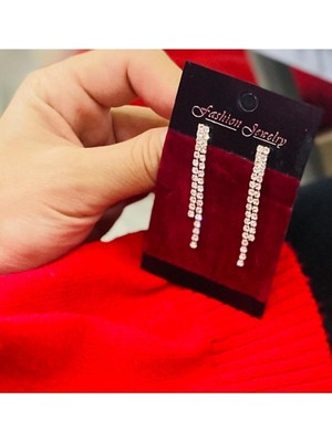 Mupte Jewelry Kristal Taşlı Sallantılı Küpe