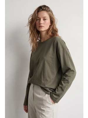 Elemge %100 Pamuk Süprem Oversize Kadın Uzun Kollu T-Shirt Compact Penye Tok Yumuşak Kumaş Bol Kesim Nefes Alan Terletmez Yapı Basic Haki Yeşil Tişört