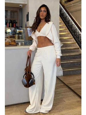 Madmext Beyaz Bol Paça Kadın Eşofman Altı Pamuk - Polyester Malzemeden Üretilmiş Uzun Beden