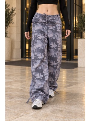Polo State Kadın Gri Kamuflaj Desenli Bel ve Paça Bağcıklı Bol Paça Pantolon