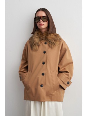 Kadriye Baştürk Kürk Yaka Trençkot Camel