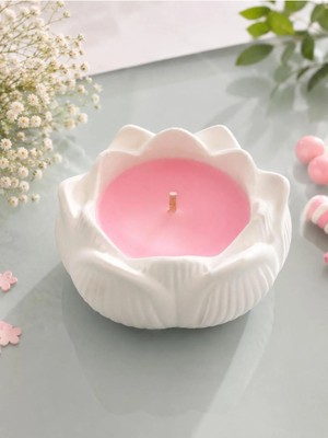 Serene Space Bebek Pudrası Kokulu Dekoratif Lotus Çiçeği Mum 40 G