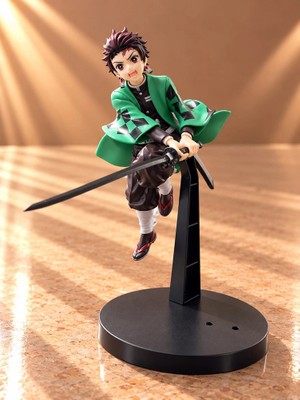 Mep Mep Demon Slayer Tanjiro Kamado Katana Kılıçlı Anime Figürü 18 cm ALK6597 Najmaddin Mep Na