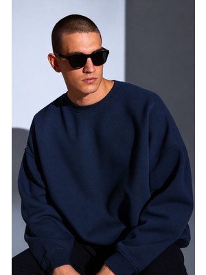 Guaraz Erkek Bisiklet Yaka Oversize Kalın ve Yumuşak Dokulu Basıc Sweatshirt
