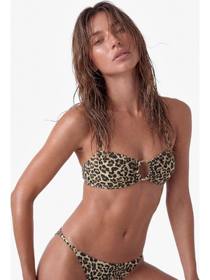 Die Grup Boyundan Bağlamalı Halka Detaylı Leopar Desenli Bandeau Bikini Üstü