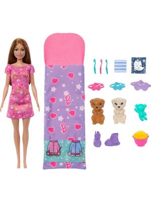 Rafta Barbie ve Köpekçikleri Pijama Partisi Barbie ve Köpekçikleri Pijama Partisi Oyun Seti, 2 Oyuncak Köpek Figürü, 10'dan Fazla Aksesuar ve Renk Değişimi HXN01
