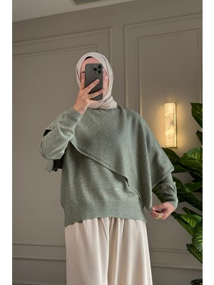Suede Style 80187 - Şık Rahat Salaş Diagonel Tasarım Yumoş Tuşe Tesettür Triko Kazak