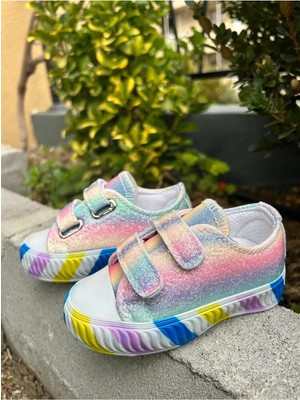 Scarpe Magiche Parlak Gökkuşağı Kız Çocuk Ayakkabısı – Hafif ve Rahat Spor Model (31-35 Numara Arası Işıksızdır )