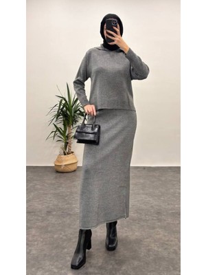 Suede Style 42002 - Şık Rahat Triko Etek Kazak Kadın Takım