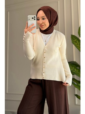 Suede Style 44321 - Şık Rahat Yumuşak Pamuklu-Polyester Kol Düğme Detaylı Kadın Triko Kısa Hırka