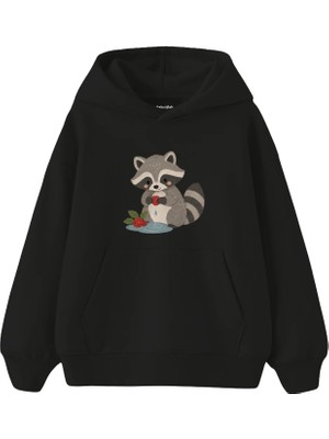 The Lucid Lab Raccoon Washing A Berry Çocuk Hoodie