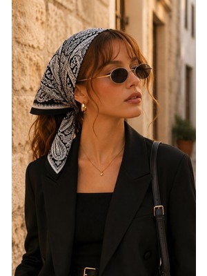 Afvente Etnik Şal Desen Siyah-Beyaz Soft Bandana Fular 50X50 cm