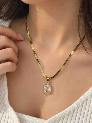 Zevlira 316L Paslanmaz Çelik Gold Renk Dikdörtgen Taşlı Kadın Kolye