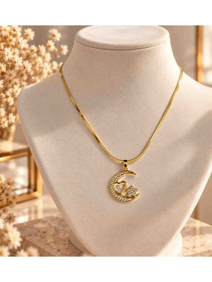 Zevlira Kadın Gold Renk Zirkon Taşlı Ay Yıldız ve Kalp Figürlü Kolye