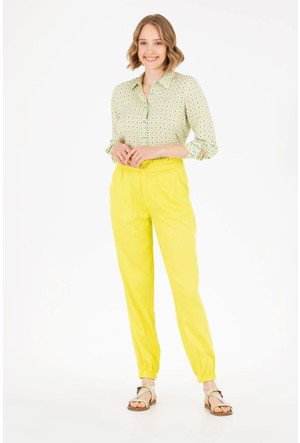 Ayollar uchun retro pantalonlar