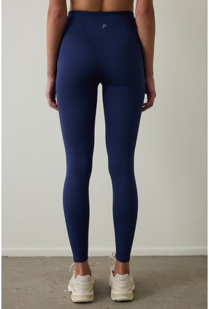 Barcha porno filmlarni yuzga qaratadi