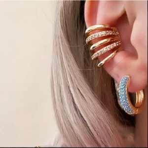 Aycha Aksesuar Gold Renkli Araları Taşlı Sıkıştırmalı Kıkırdak Küpe Ear Cuff