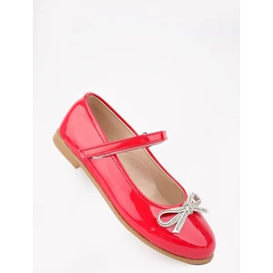 Bıyık Fiyonk Kırmızı Rugan Kız Bebe Ayakkabı