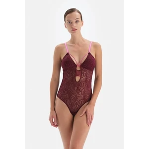 Vişne Dekolteli Dantelli Bodysuit