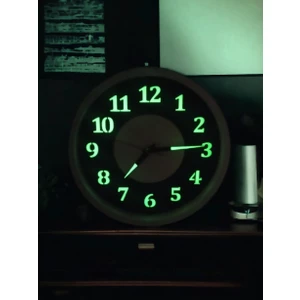 Fosforlu Gece Karanlıkta 5 Saat Parlayan Duvar Saati Siyah Beyaz 22 cm