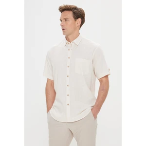 Altınyıldız Classics Erkek Bej Comfort Fit Rahat Kesim Düğmeli Yaka Keten Görünümlü %100 Pamuk Flamlı Kısa Kollu Gömlek