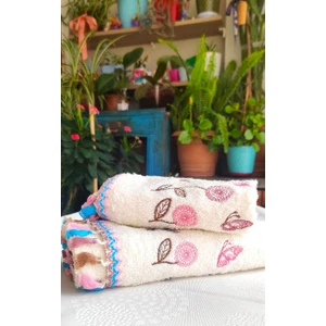 Kanaviçe Çiçek Desenli Püsküllü Havlu Seti 30X50 1 Adet + 50X90 1 Adet 2 Li Set