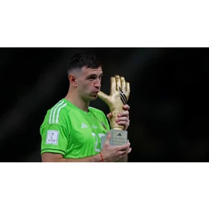 Goplast Premium Fıfa Altın Eldiven Ödülü Golden Glowe Award 2024 (26CM)